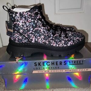 Women’s Skechers Street Roadies Surge Los Angeles Sneakers Shoes